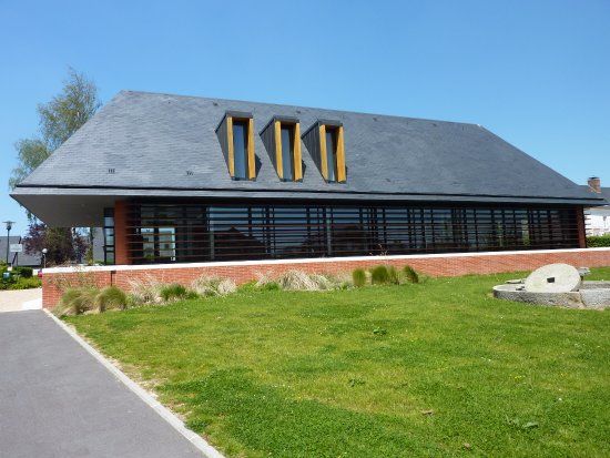 Mediatheque Le Pressoir
