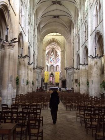 Eglise abbatiale Saint-Pierre