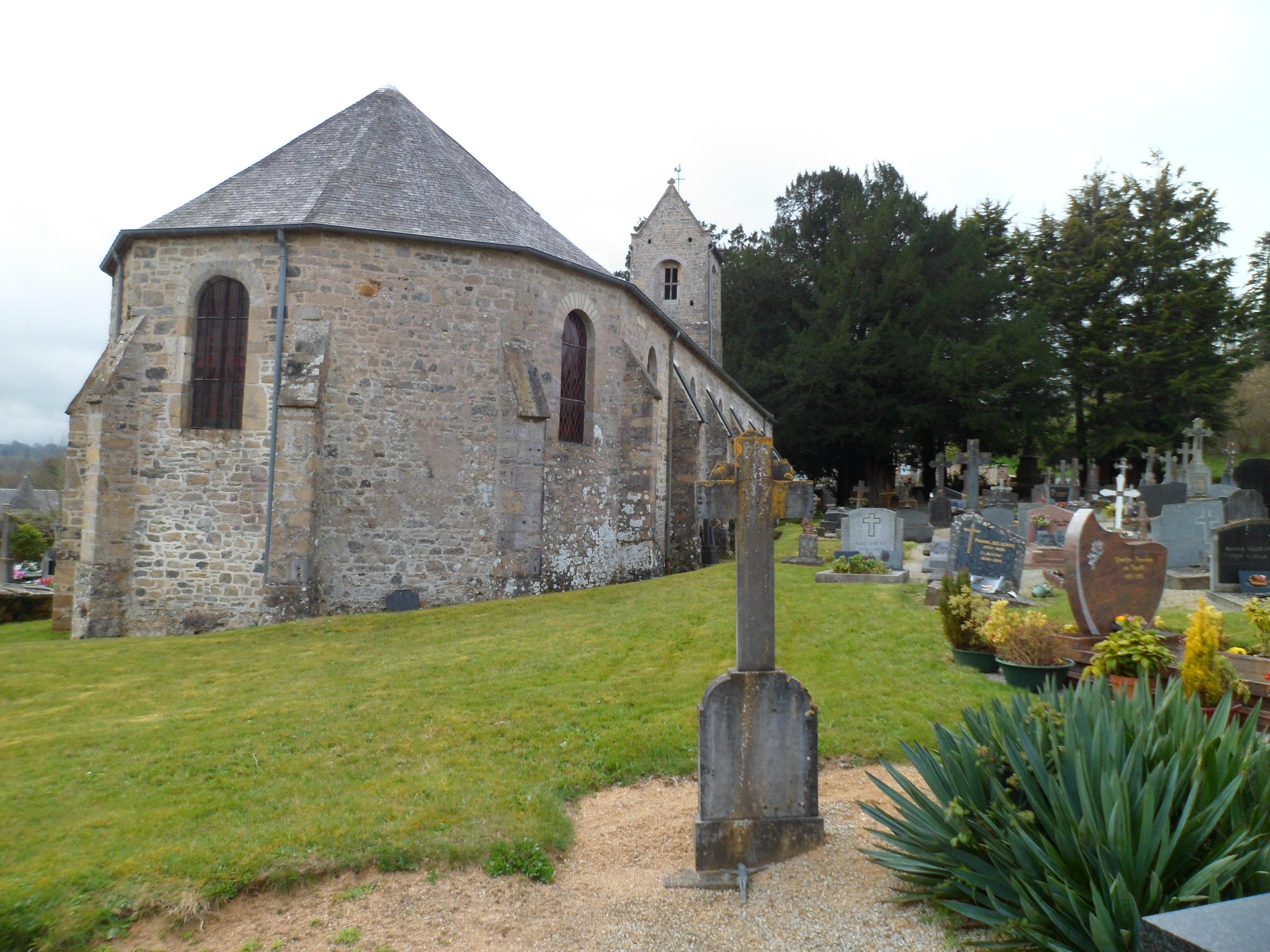 Eglise Saint-Martin de Montcuit