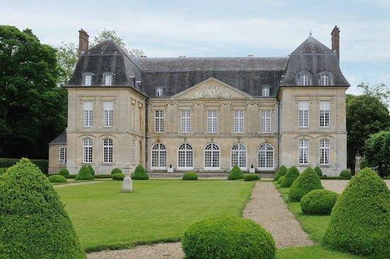 Chateau de Boury