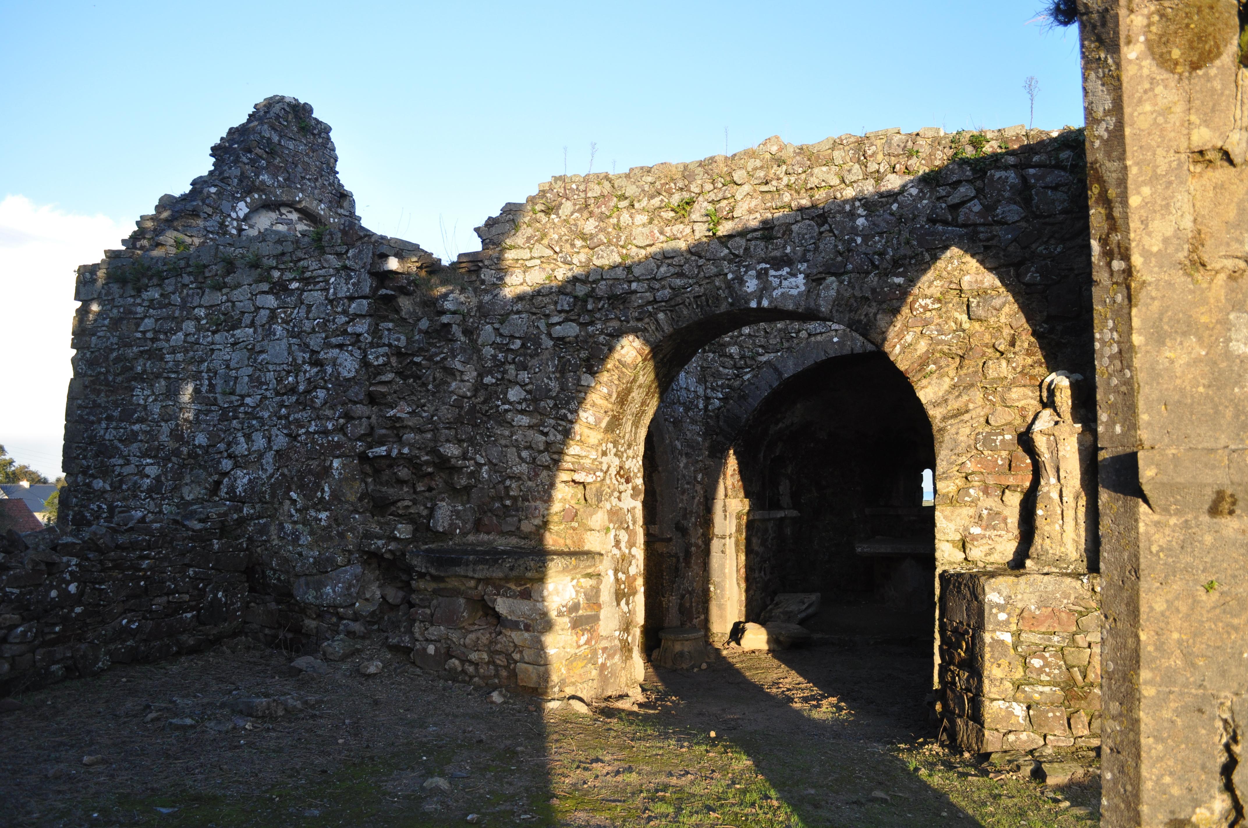 Ruines de la Chapelle Saint-Michel