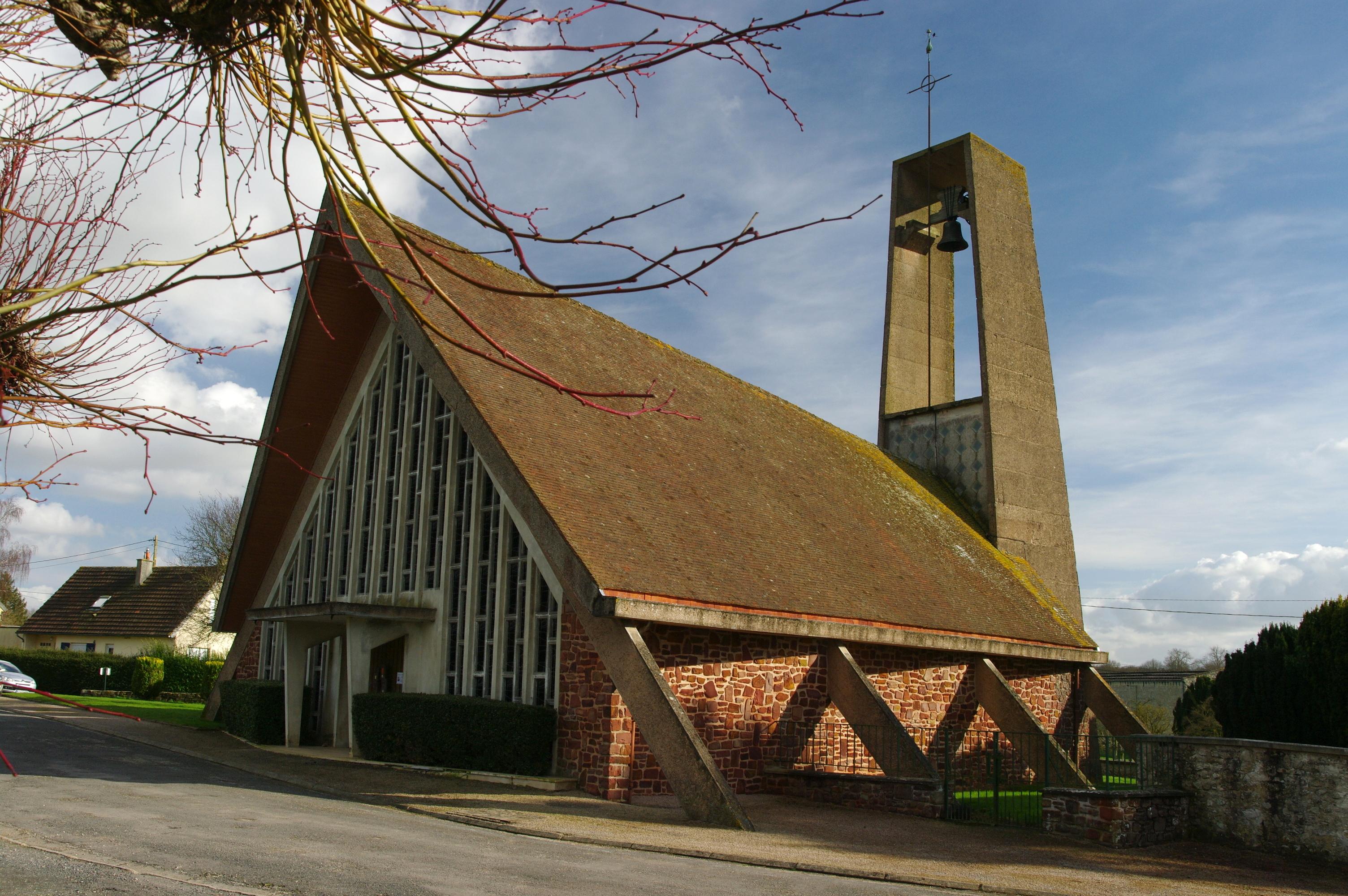 église Saint-Pierre de Fontaine-le-Pin