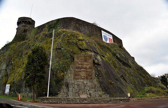 Monument a la Memoire des Victimes Civiles du 6 juin 1944
