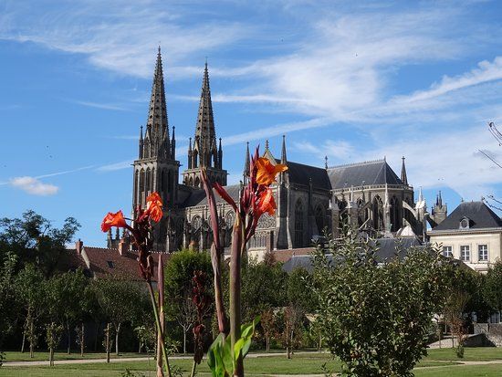 Sees Cathedral
