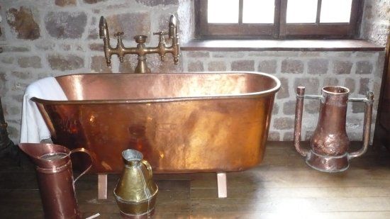 le musée de la Poterie et Maison de la Dentellière