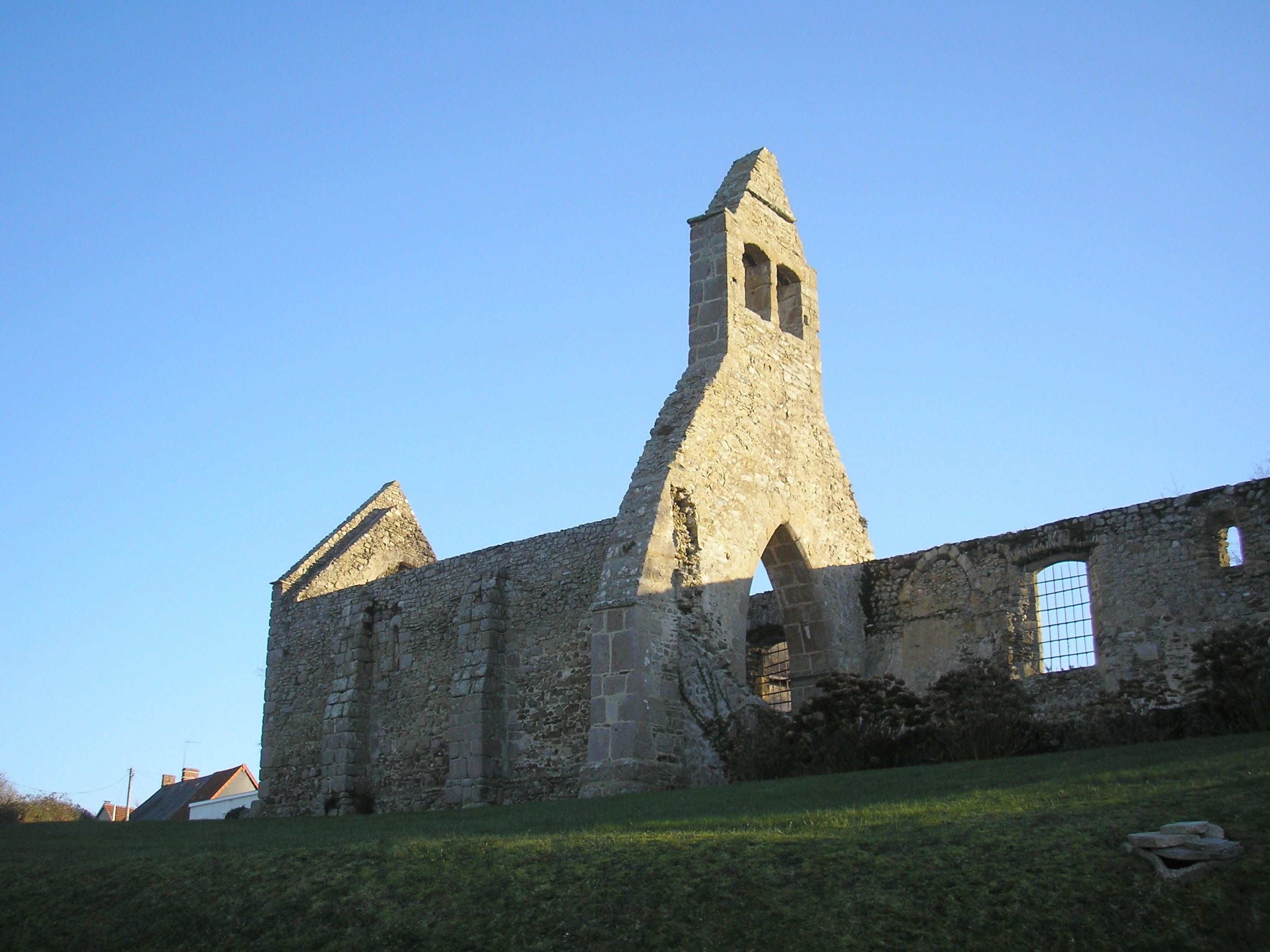Ruines de l'eglise Saint-Martin de Saint-Martin-le-Vieux