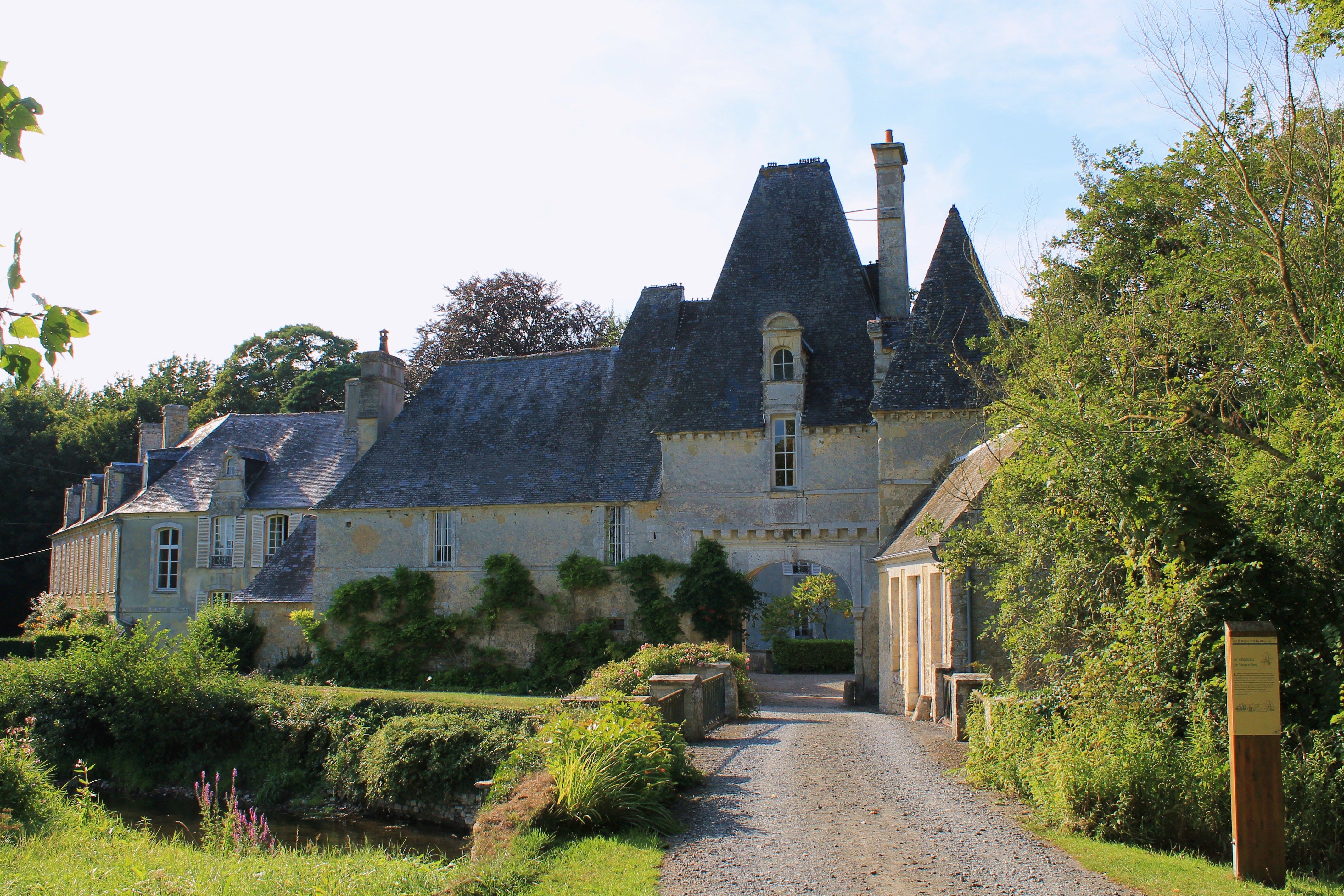 Chateau de Vaucelles