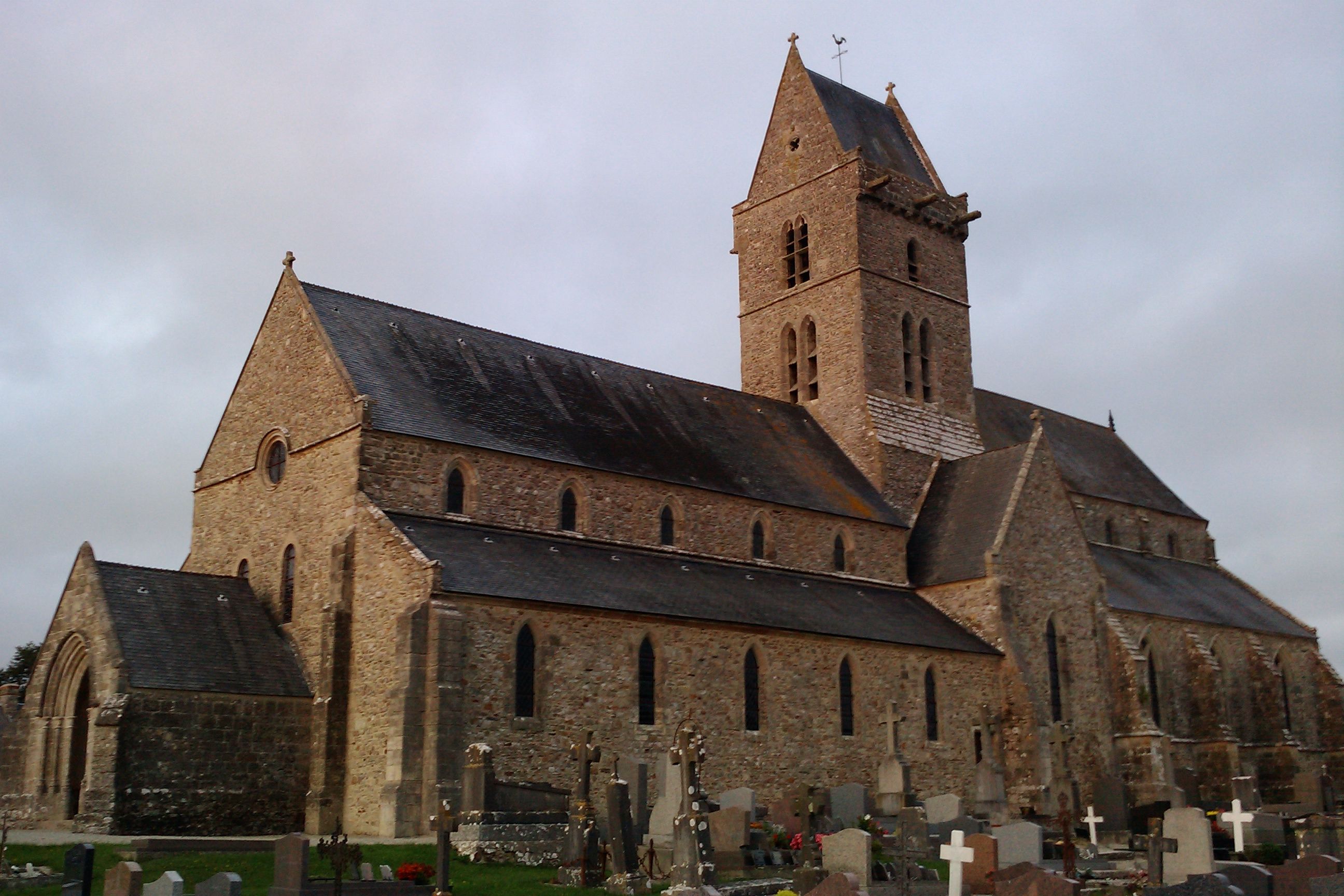 église Saint-Pierre de Vesly
