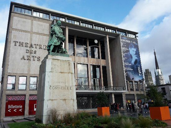 Statue of Pierre Corneille